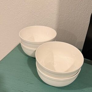 Elegant Cream Serveware Bowl Set